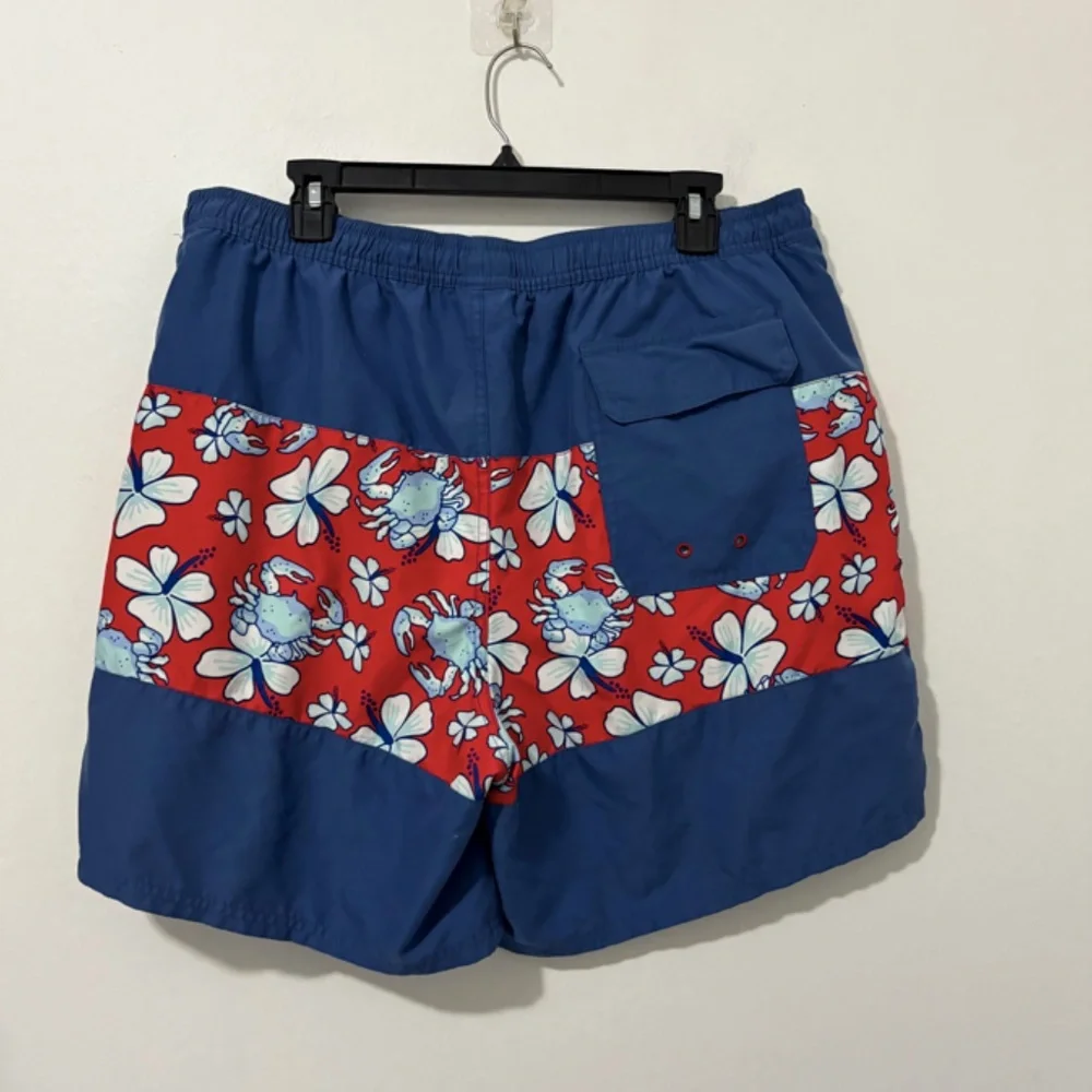 Vineyard Vines great all